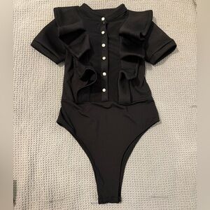 {QUEEN} Black Ruffle Bodysuit